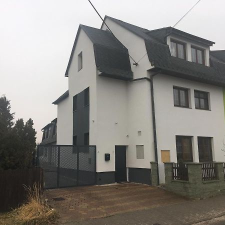 Apartment Dubnica Prejta 3 Máriatölgyes Kültér fotó