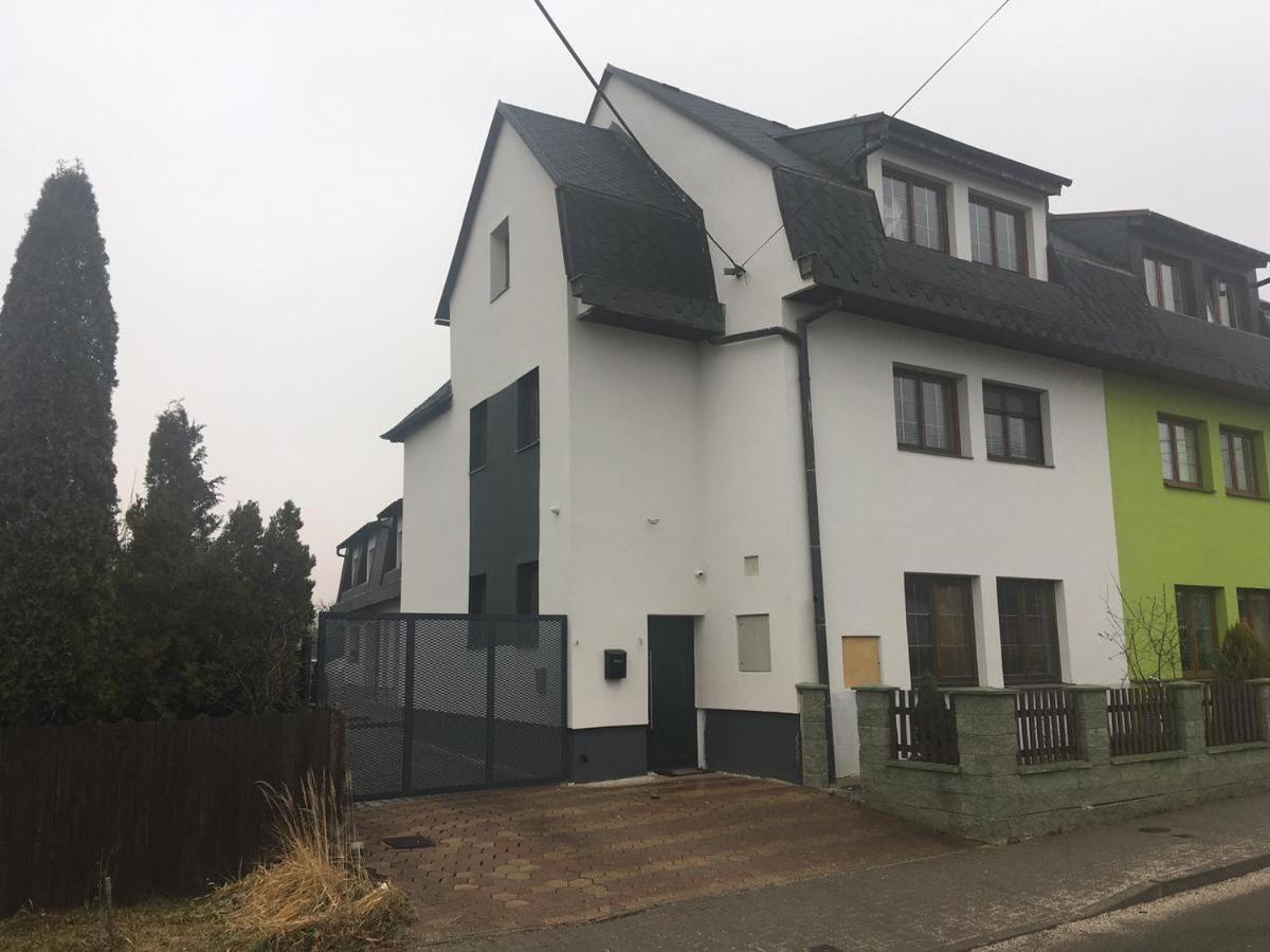 Apartment Dubnica Prejta 3 Máriatölgyes Kültér fotó